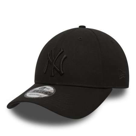 New York Yankees Essential Black 9FORTY Cap